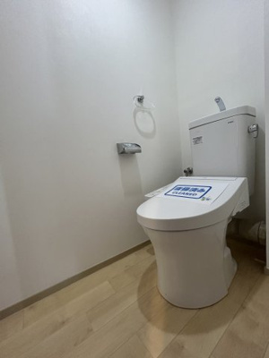 【トイレ】 | ネオコーポ大津湖城が丘C棟 | 優しい雰囲気のトイレはリラックス空間へ。