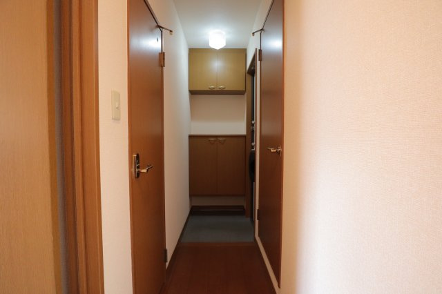 ルミエール南生駒Ⅲの玄関