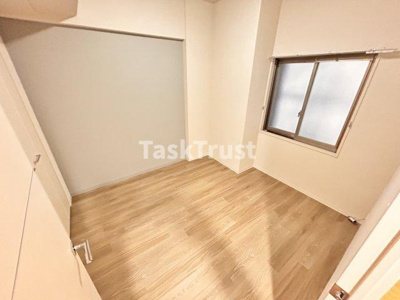 【洋室】 | グランヴィラッセ北梅田