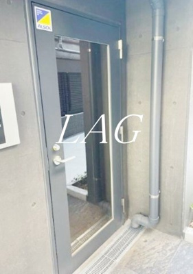 【エントランス】 | ベル・ノワール王子 | エントランスです。