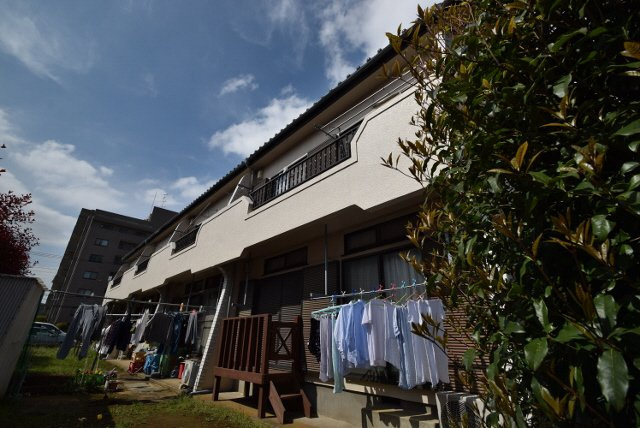 ヒカリコーポの外観|閑静な住宅街にあります！