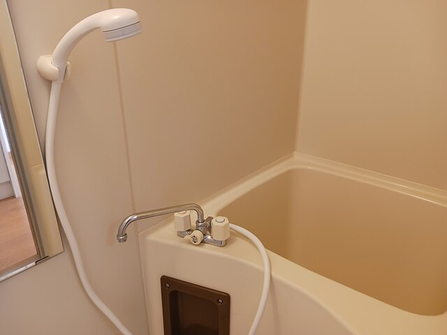 レジデンス家久の浴室