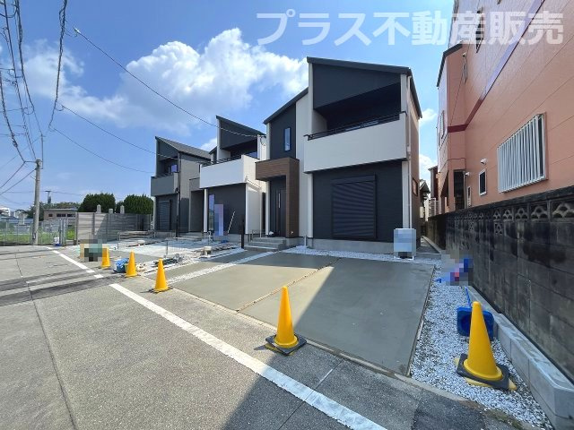 【外観】 | 春日市須玖南7丁目1期　3号棟（全3棟）【仲介手数料無料・0円】 | まもなく完成。ご内覧は可能です。ご見学はプラス不動産販売にお任せ下さい。