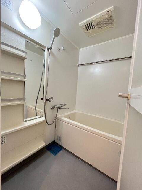 レジディア南砂町の浴室