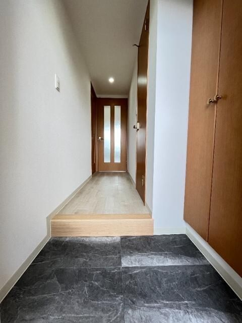 レジディア南砂町の玄関