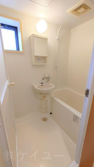 カリア－ｃａｒｅｅｒ－の浴室