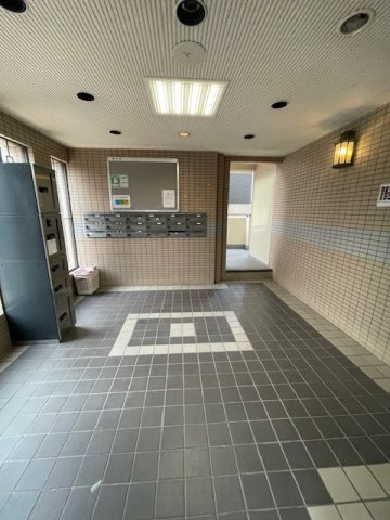 メゾンカルムのロビー|ゆとりのあるロビーです