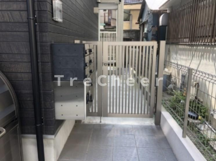 R・プレイス東新宿のエントランス