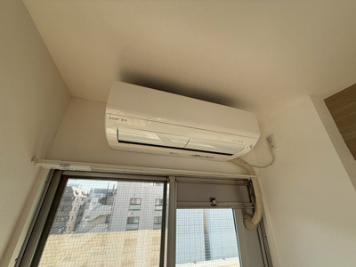 【設備】 | 東カン横浜パークサイド | 暑い夏や寒い冬に大活躍！リビングダイニングキッチンにあるエアコンです☆冷暖房完備で1年中快適に過ごせます♪