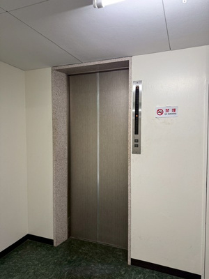 【その他共用部分】 | 東カン横浜パークサイド | 10階までエレベーターでラクラク上がれます♪疲れた時や荷物の多いときにもエレベーターは嬉しい★