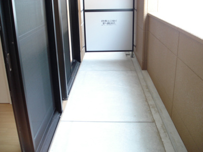 【バルコニー】 | ファミール | ベランダ