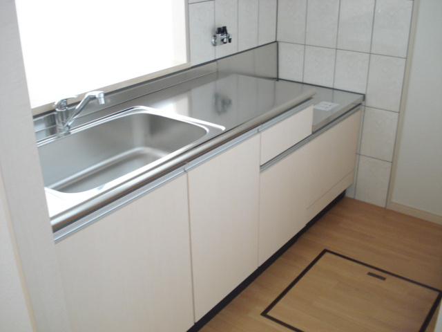 【キッチン】 | ファミール | キッチン