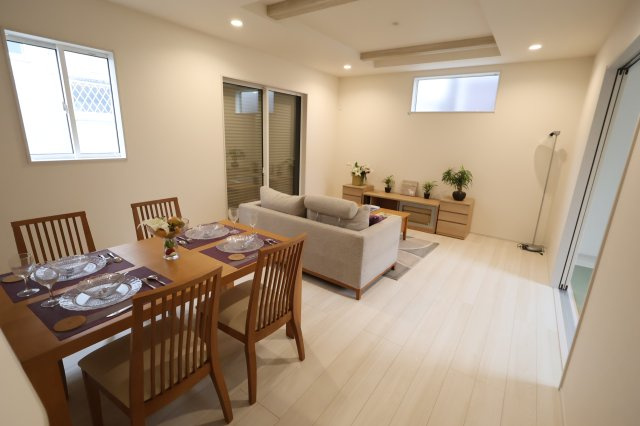 《仲介手数料無料》見沼区深作３丁目6-14新築一戸建てブルーミングガーデンの外観