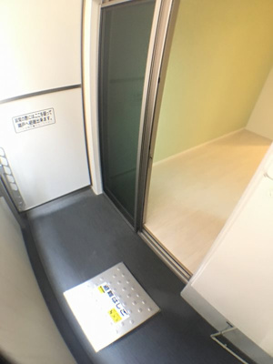 【バルコニー】 | シャーメゾン神戸（旧ジェイキューブコウベ）