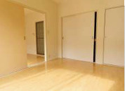 【居間・リビング】 | パークビレッヂＥ | こちらのリビングで趣味の時間をお楽しみください