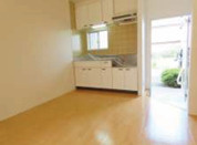 【キッチン】 | パークビレッヂＥ | コンパクトなキッチンで掃除もラクラク