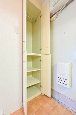 【玄関】 | メゾン・ド・セヴェールＮＯ．３