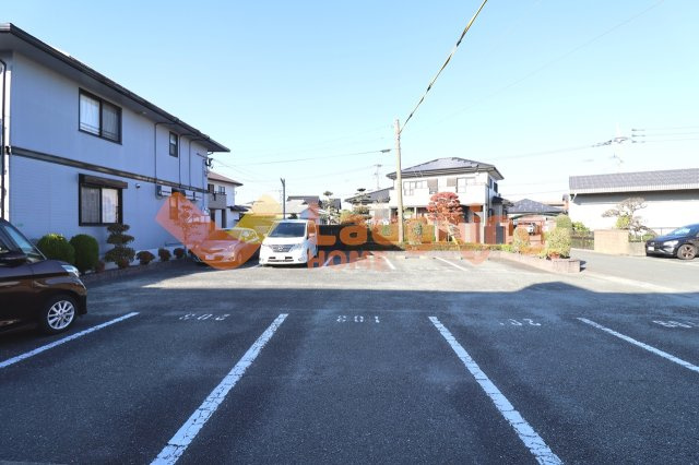 カサグランデⅡの駐車場