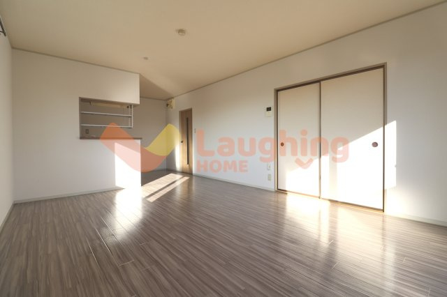 カサグランデⅡの居間・リビング|ゆったりとした居間です※同タイプのお部屋になります。