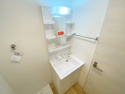 【独立洗面台】 | Raffine大阪九条