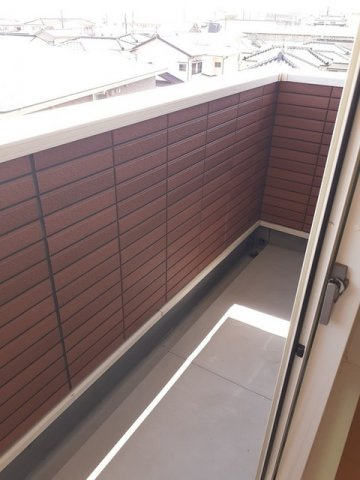 【バルコニー】