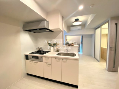 【キッチン】 | プレディアコート本町 | ３口ガスコンロでグリル付き！カウンターキッチン