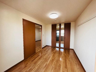 【内装】 | ベルメゾン | 洋室