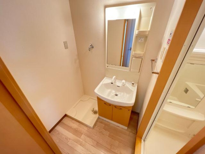 【洗面所】 | アイレス西尾 | 洗髪洗面化粧台（イメージ）