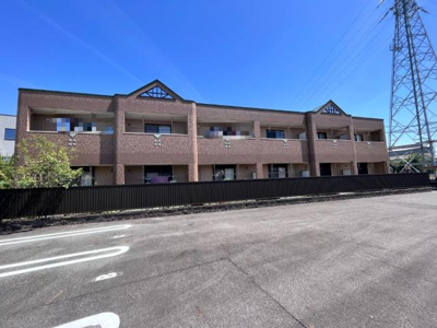 【外観】 | アイレス西尾 | 外観写真（昼）