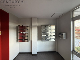 コボリマンション北口のエントランス