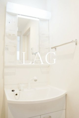 【洗面所】 | リブリ・グランコンフォート | 洗面台です。