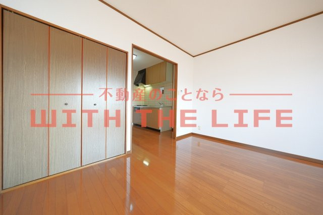 アザレアハイツ葉山【10,000円キャッシュバック対象物件】の内装|内装もきれいです