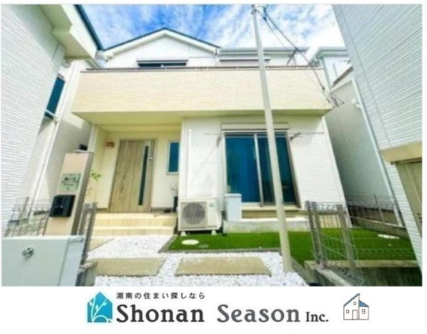 【外観】 | 2021年築の築浅４LDK+P３台◎　　　　　　　　　　　　　　　
セカンドカーや来客時にも安心の広々としたカースペース！