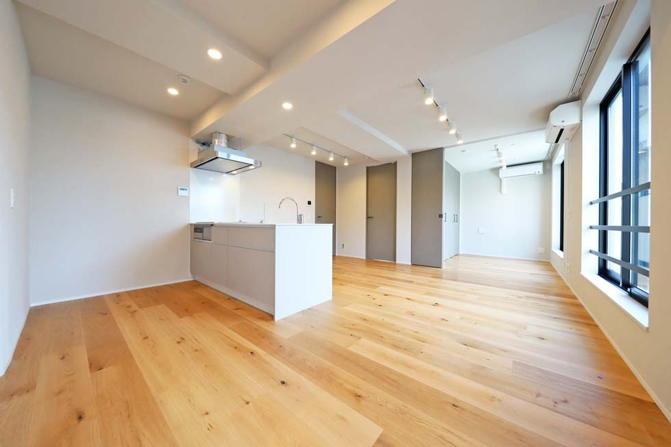 【居間・リビング】