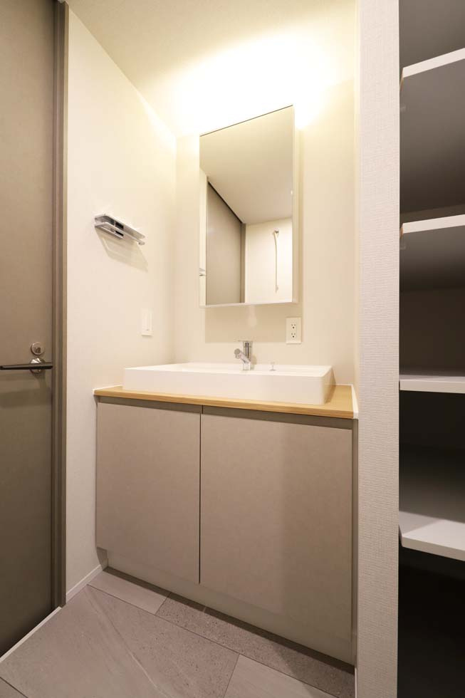 【独立洗面台】