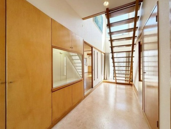 【中古】鶴ヶ島市松ヶ丘５丁目中古住宅の内装|廊下です