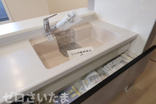 《仲介手数料無料》浦和区領家５丁目10-15新築一戸建てリーブルガーデンのキッチン