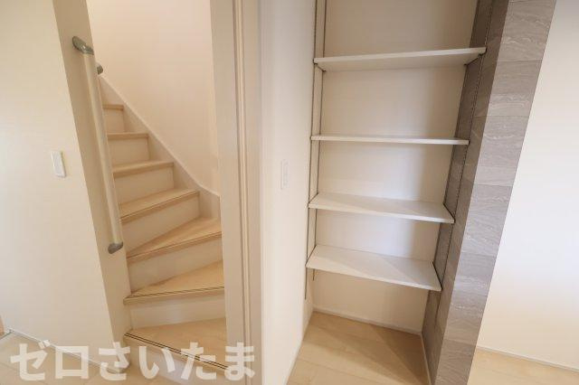 《仲介手数料無料》浦和区領家５丁目10-15新築一戸建てリーブルガーデンの収納