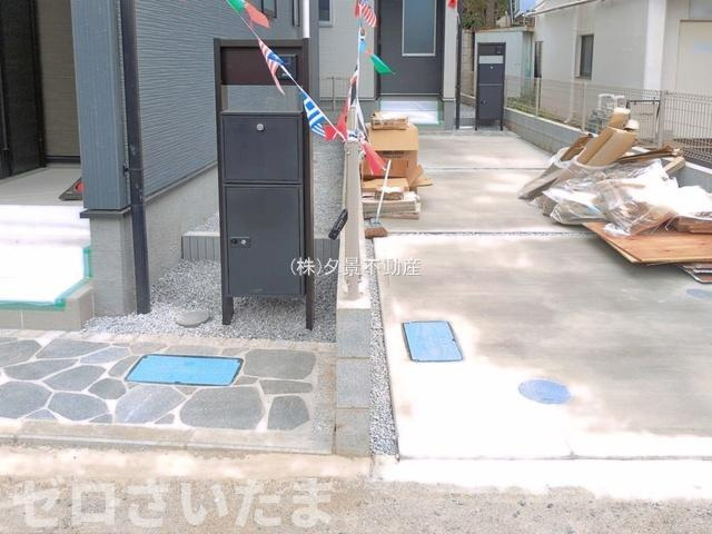 《仲介手数料無料》浦和区領家５丁目10-15新築一戸建てリーブルガーデンの外観