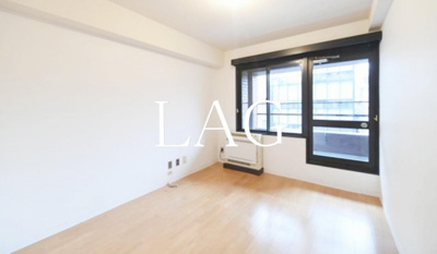 【居間・リビング】 | ラフィネお茶の水 | 洋室のお部屋です。