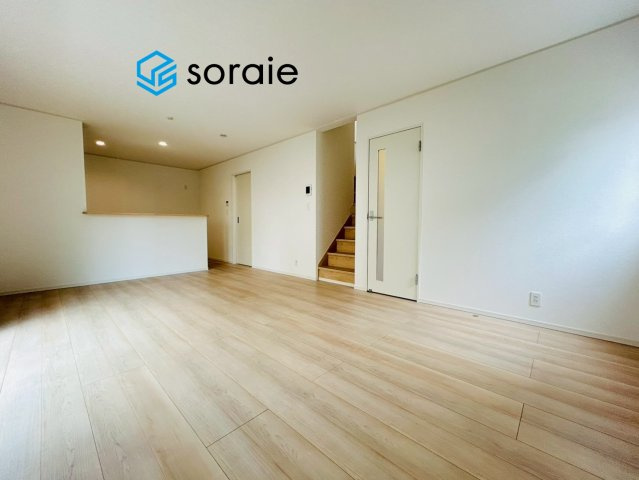 CRADLE GARDEN 所沢市荒幡第22　全１棟の居間・リビング|令和8年4月27日撮影。