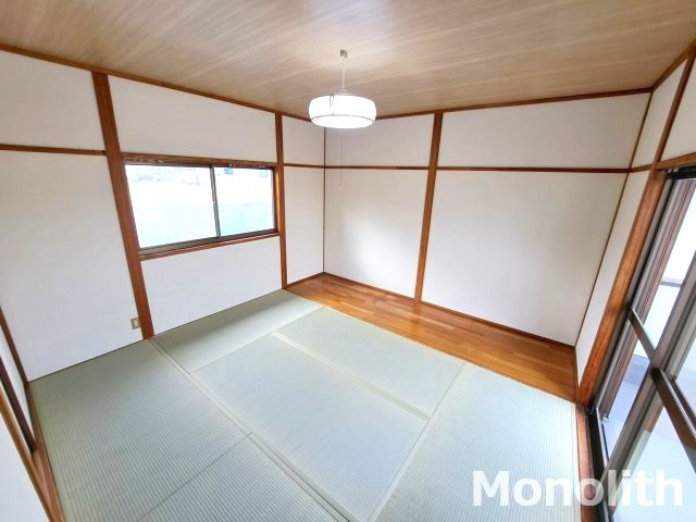 和泉市室堂町戸建の和室