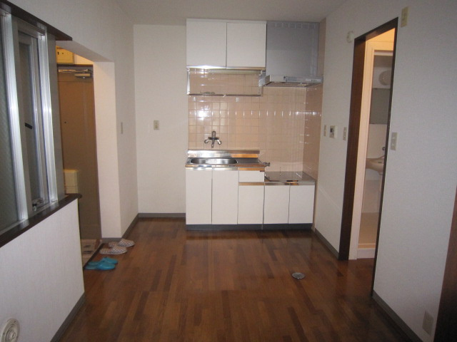 三鷹市井口１丁目の賃貸マンションの居間・リビング