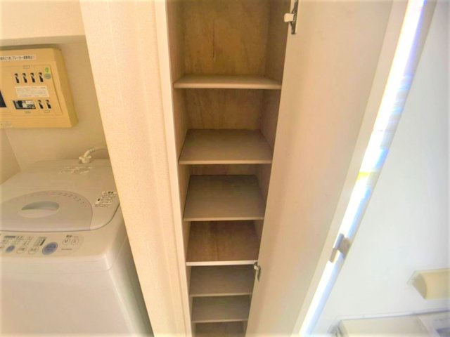 【玄関】 | 設備仕様は号室により異なる為、現況を優先とします。