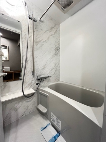 新品家具付きマンション中野11(KaGood東京)の浴室