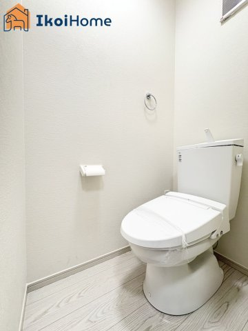 明石市藤江　新築戸建のトイレ|【ホームページに現地動画掲載中】●年中無休：当日予約可●トイレが2か所あるので夜中も安心です