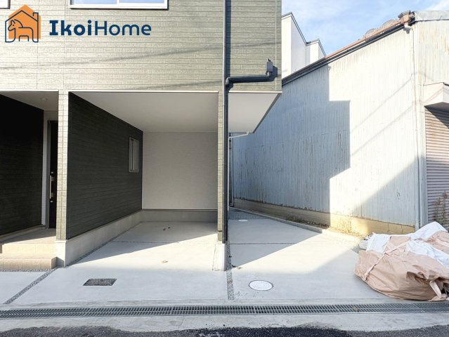 明石市藤江　新築戸建の前面道路含む現地写真|【ホームページに現地動画掲載中】●年中無休：当日予約可●お車は2台駐車可能！1台はビルトインタイプ♪