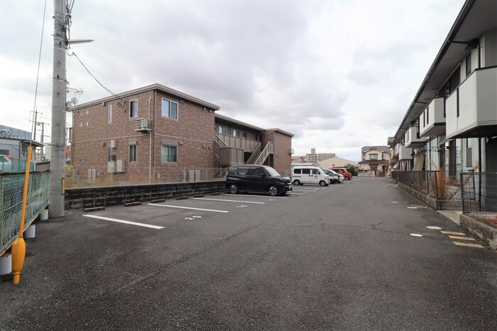 セジュール富田Ⅰの駐車場