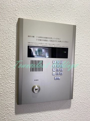 【セキュリティ】 | EMPRESS | オートロック付きで安心♪