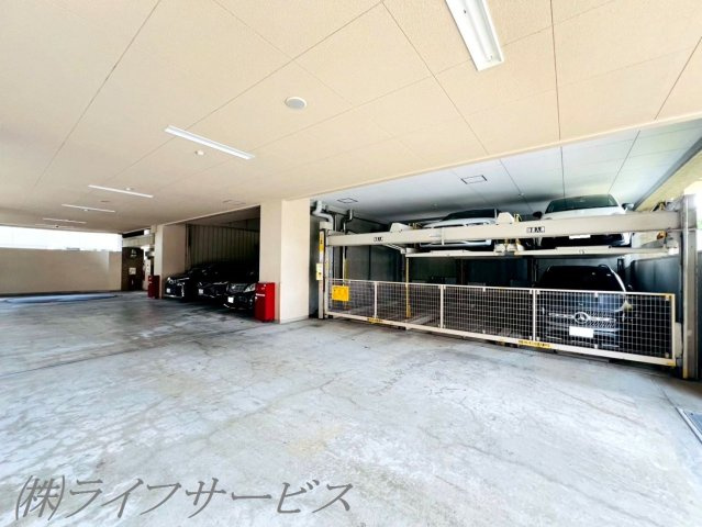 【駐車場】 | ファミール新大阪ネクス都 | 敷地内駐車場